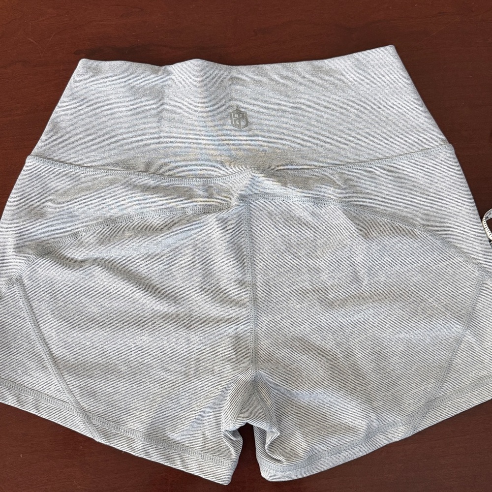 Born Primitive High Waist Swift Run Booty Light Gray Athletic Shorts Size L - Picture 6 of 11